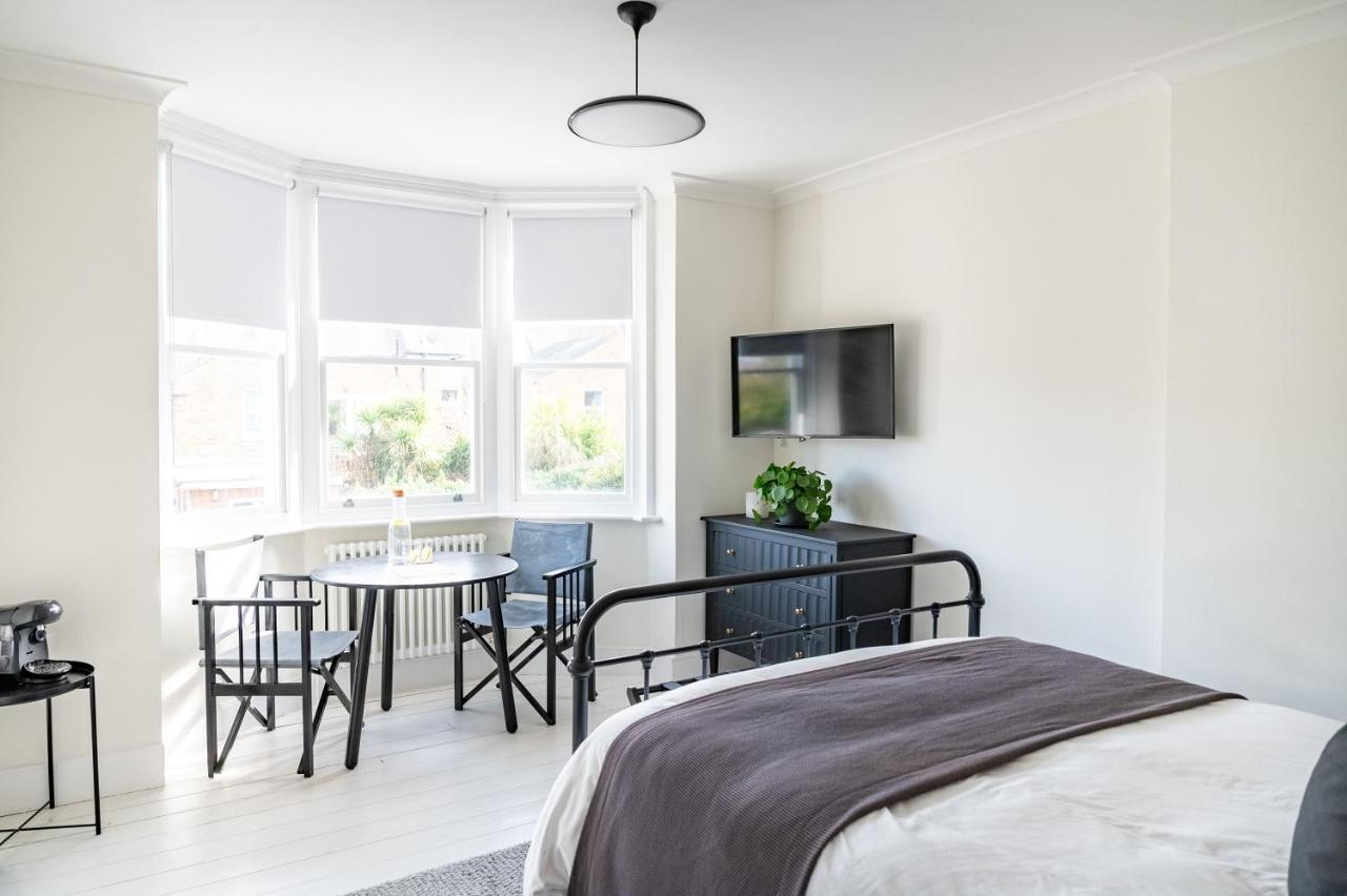 Doghouse Margate Bed & Breakfast Ngoại thất bức ảnh